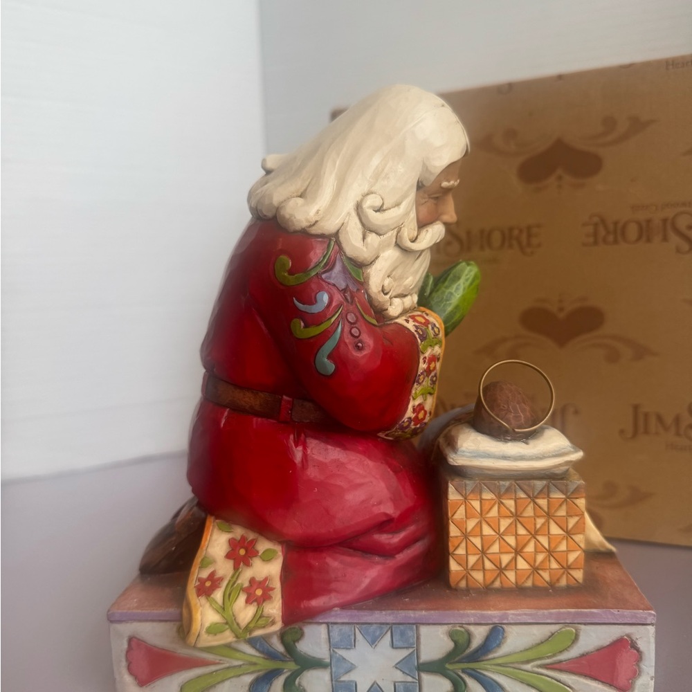 Jim Shore Heartwood Creek Santa with Baby Jesus Statue - Picture 4 of 10